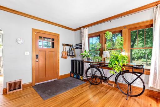 4106 Vincent Avenue N, Minneapolis, MN 55412