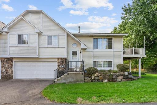 15813 Griffon Path, Apple Valley, MN 55124