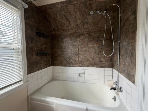 Unit 2 - Upper Bathroom