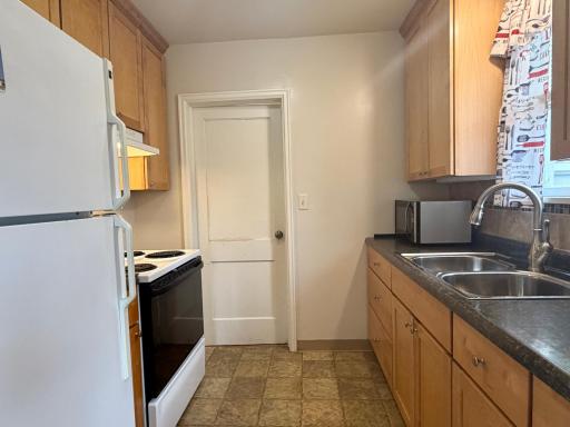 1033 3rd Avenue SE, Rochester, MN 55904