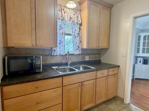 1033 3rd Avenue SE, Rochester, MN 55904