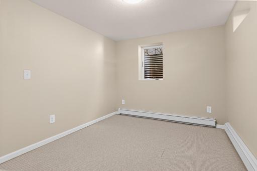 2171 Juno Ave-25.jpg