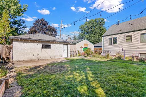 2171 Juno Ave-34.jpg