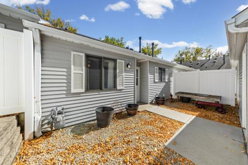 14872 Embry Path, Apple Valley, MN 55124