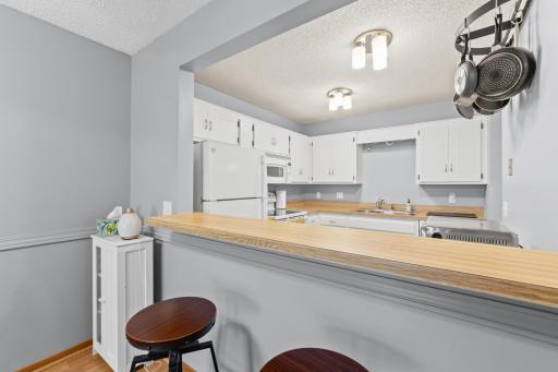 14872 Embry Path, Apple Valley, MN 55124