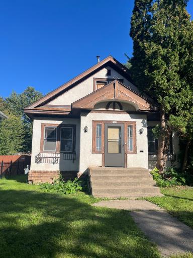 1020 Vincent Avenue N, Minneapolis, MN 55411