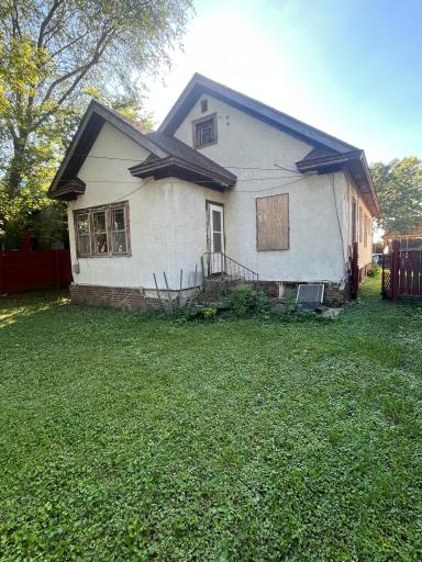 1020 Vincent Avenue N, Minneapolis, MN 55411