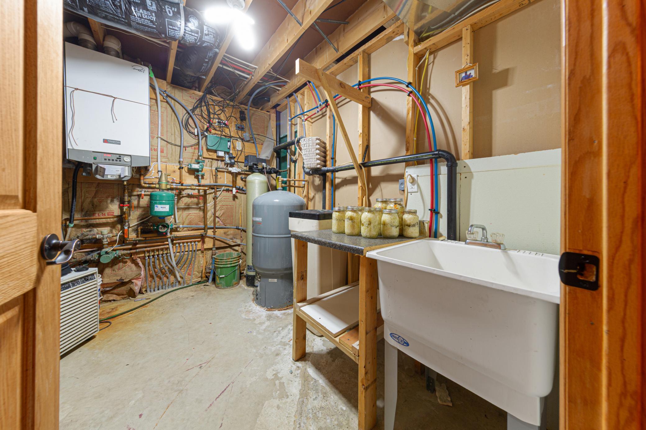 47 Utilities_lower.jpg