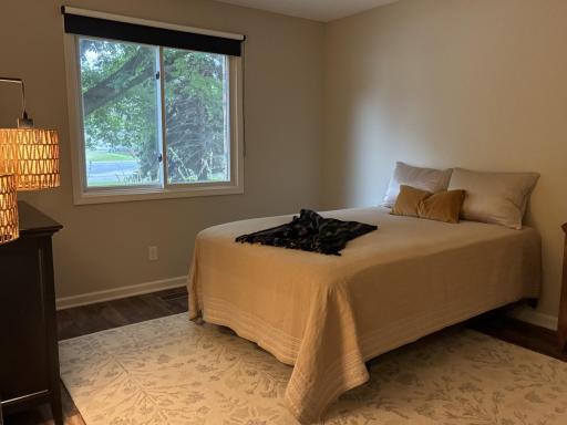 997 Heritage Court E, Vadnais Heights, MN 55127