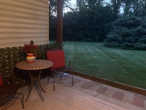 997 Heritage Court E, Vadnais Heights, MN 55127