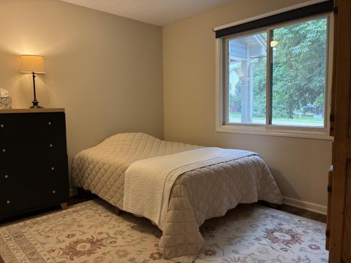 997 Heritage Court E, Vadnais Heights, MN 55127