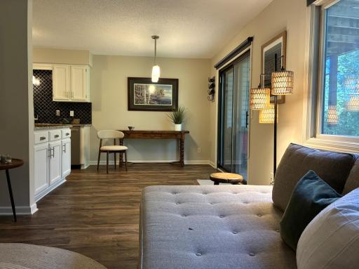997 Heritage Court E, Vadnais Heights, MN 55127