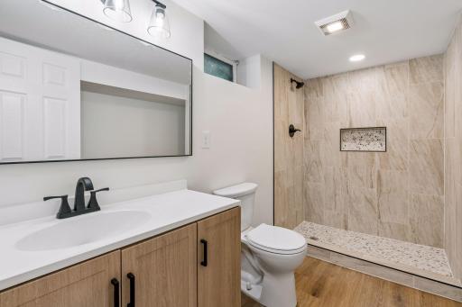 Lower Level 3/4 Bath