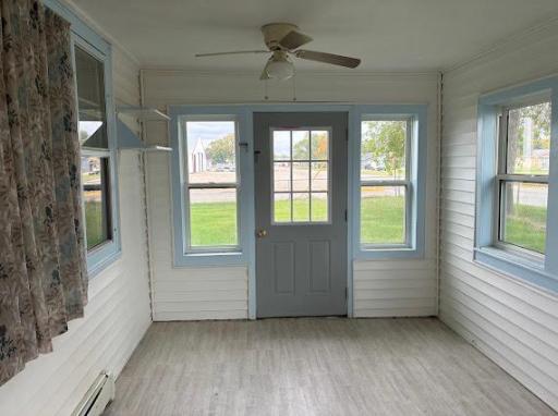 25 16th Avenue N, Carrington, ND 58421