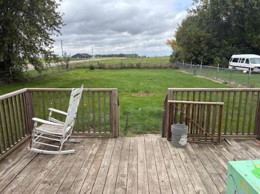 25 16th Avenue N, Carrington, ND 58421