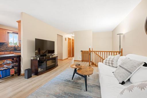 7476 Jeffery Lane S, Cottage Grove, MN 55016