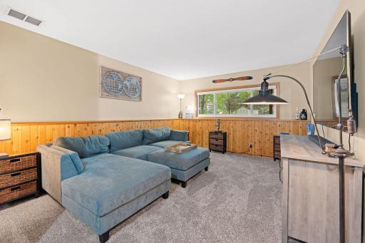 7476 Jeffery Lane S, Cottage Grove, MN 55016