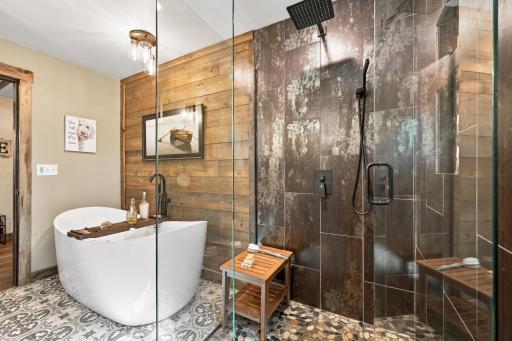 Full Bathroom - Main Floor