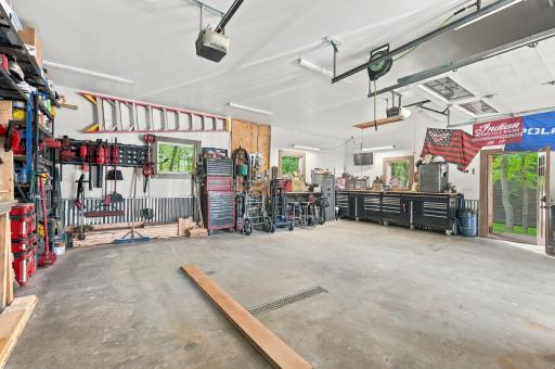 Heated 2 stall garage