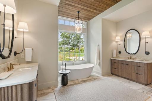 2295 Tamarack Drive, Medina, MN 55356