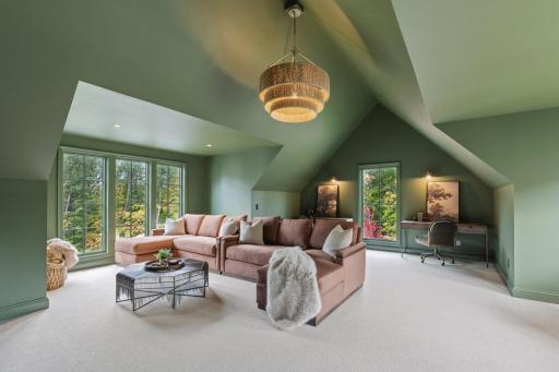 2295 Tamarack Drive, Medina, MN 55356