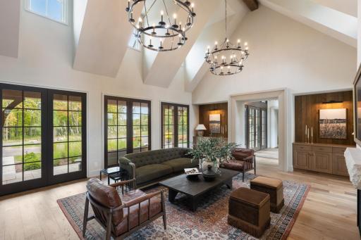 2295 Tamarack Drive, Medina, MN 55356