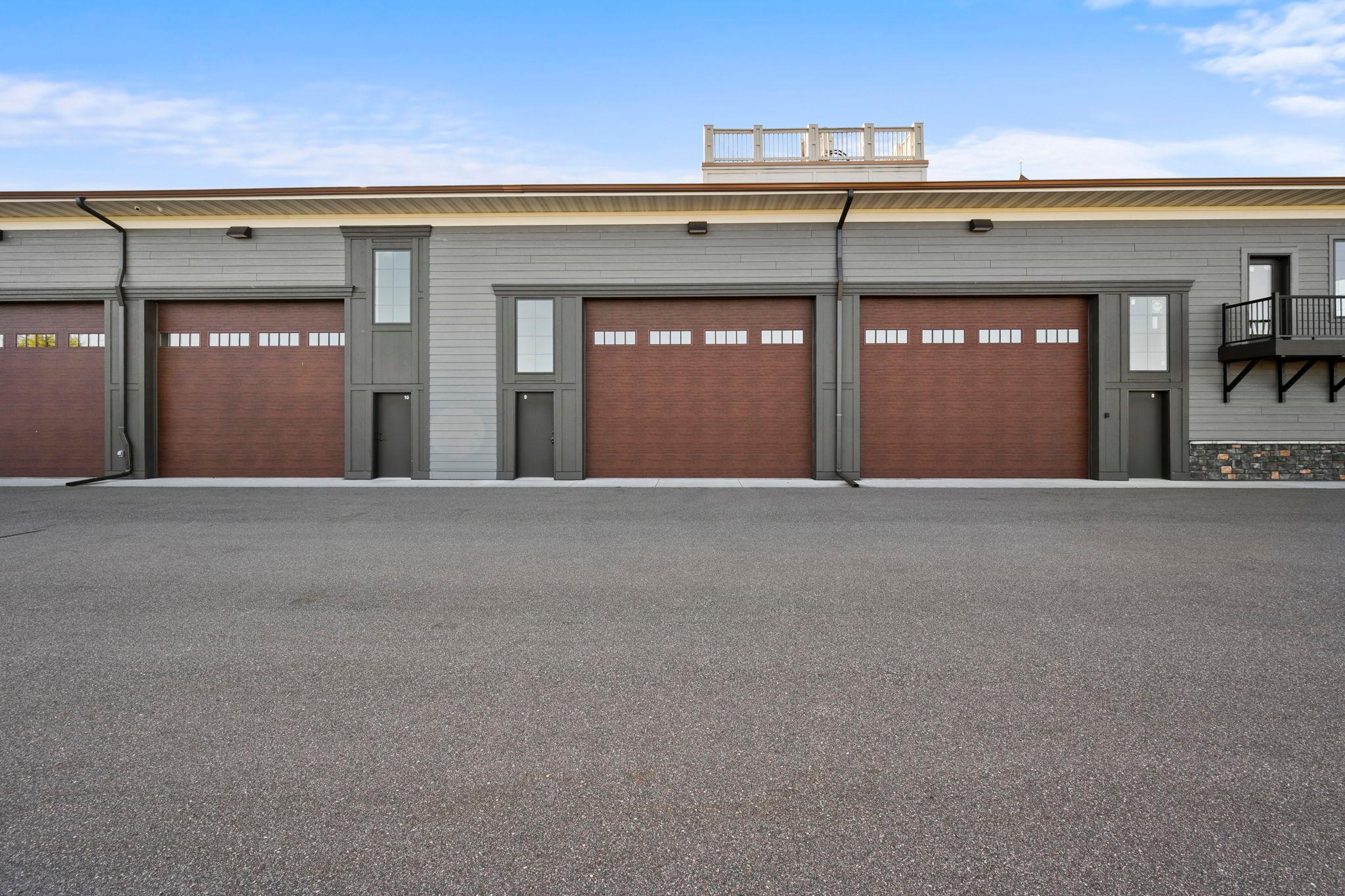 A closer look at the exterior of the unit.