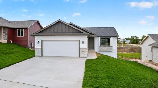 6152 Cody Lane NW, Rochester, MN 55901