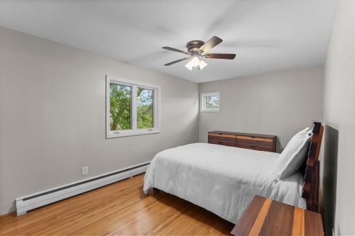 19_Upper_Level_Bedroom_Alternate.jpg