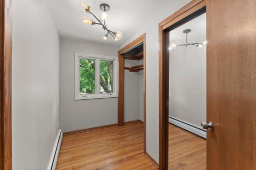 22_Primary_Closet_and_Dressing_Area.jpg