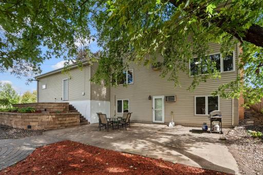 34_Rear_Exterior_and_Patio.jpg