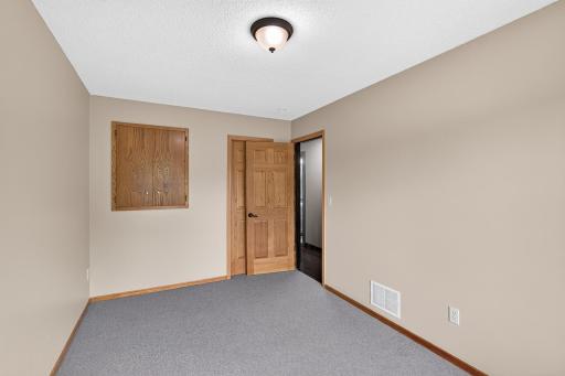 4920 W 145th Street, Savage, MN 55378