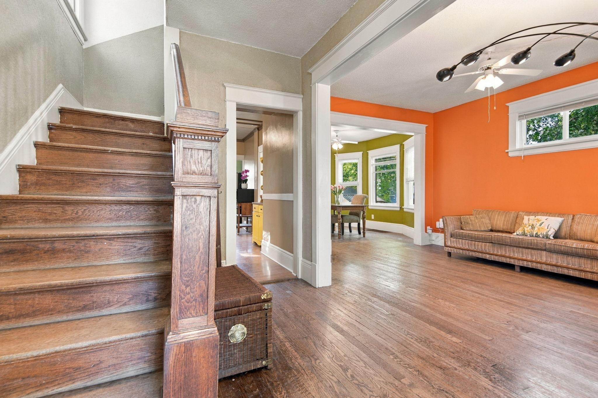 Spacious foyer