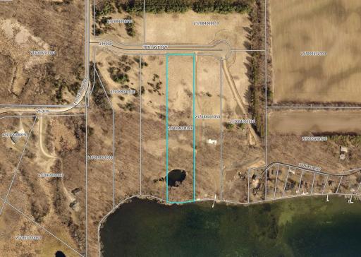 Located just a short drive to Annandale offering golf courses, a vibrant main street, scenic parks & walking paths, schools and many dining options