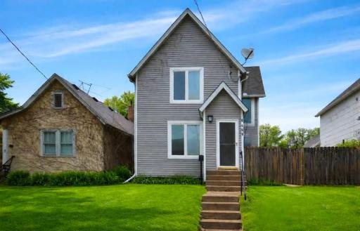 Photo for 397 Burgess Street, Saint Paul, MN 55117 - listing #7149671 397 Burgess Street, Saint Paul, MN 55117