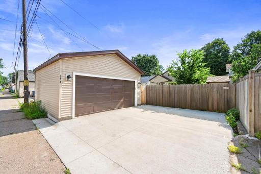 2704 Garfield Street NE, Minneapolis, MN 55418