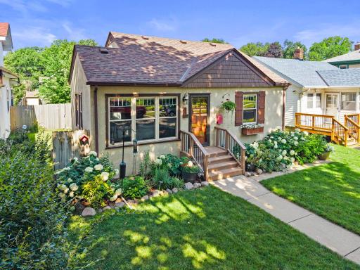 2704 Garfield Street NE, Minneapolis, MN 55418