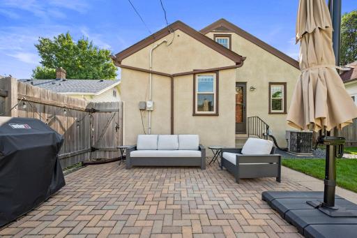 2704 Garfield Street NE, Minneapolis, MN 55418