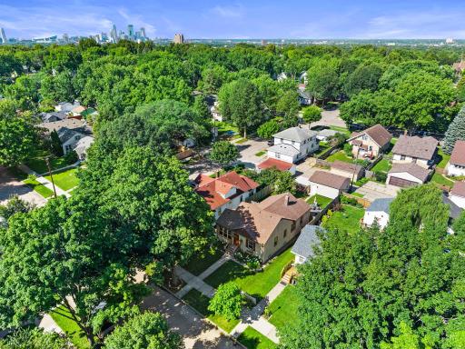 2704 Garfield Street NE, Minneapolis, MN 55418