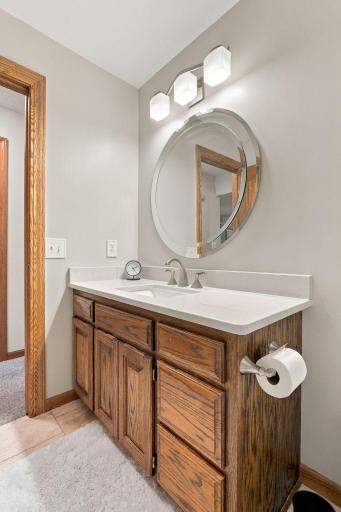 59-web-or-mls-4760 Larson Rd Interiors-32.jpg