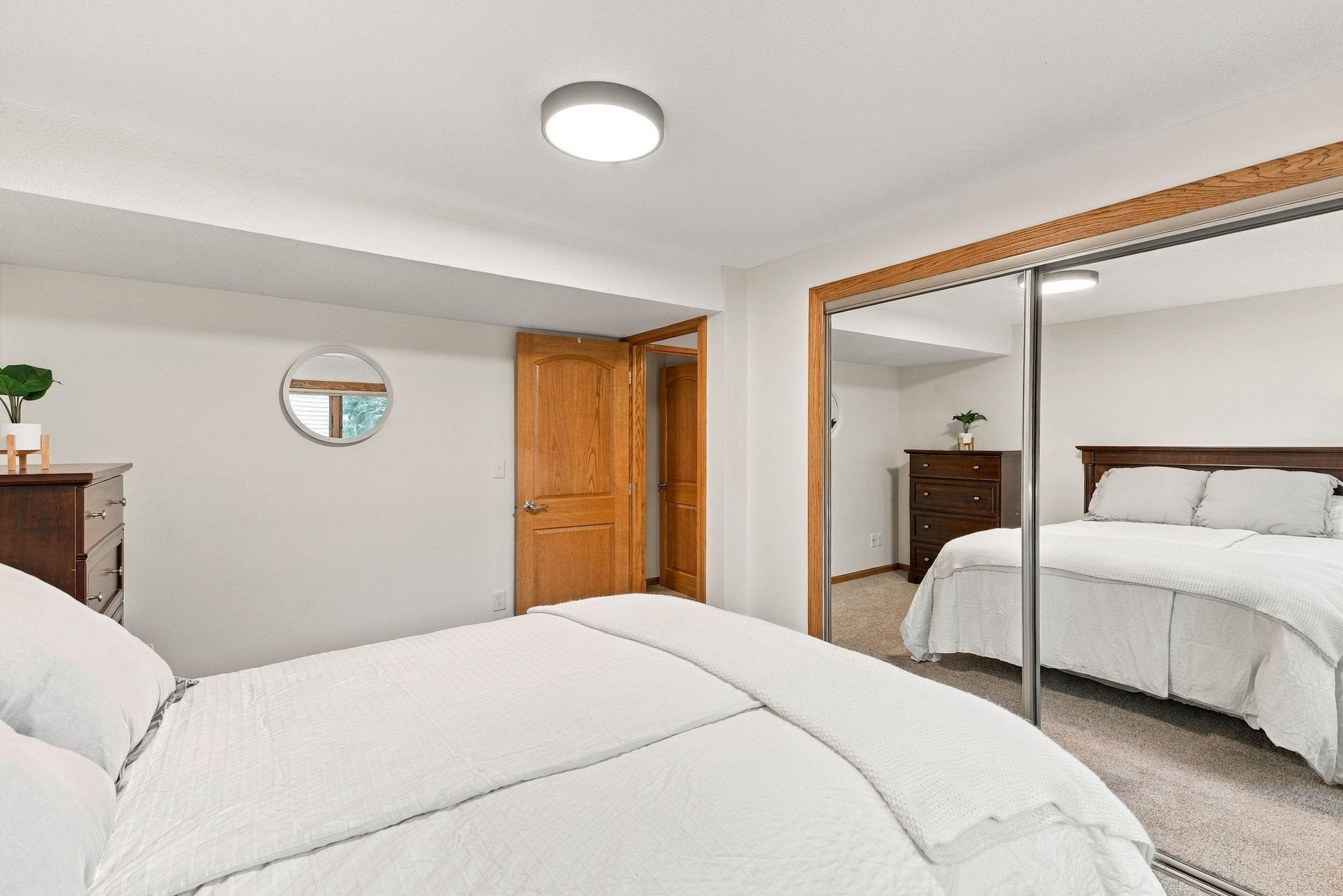 64-web-or-mls-4760 Larson Rd Interiors-37.jpg