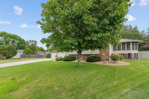 4760 Larson Road, Saint Paul, MN 55126