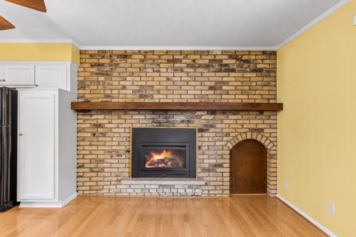 95 15th Avenue SW, New Brighton, MN 55112