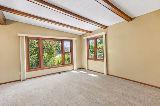 95 15th Avenue SW, New Brighton, MN 55112