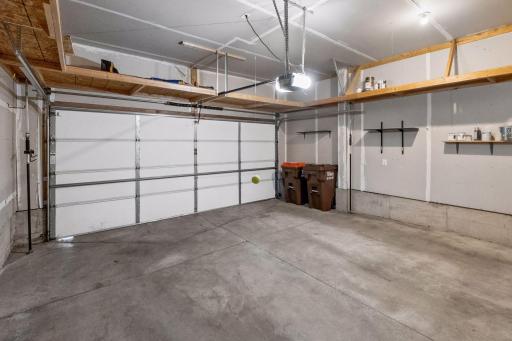 27 Garage 01 4887 Bivens Ct - 0032.jpg