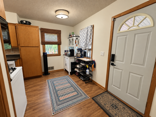 50800 Evergreen Avenue, Rush City, MN 55069