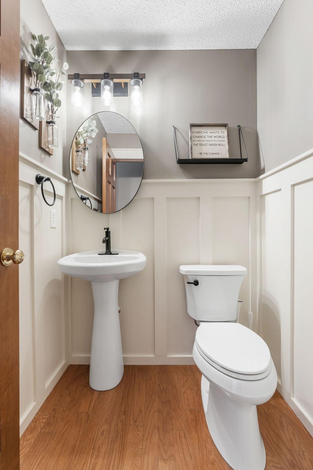 45-web-or-mls-746 Riesgraf Rd-45.jpg