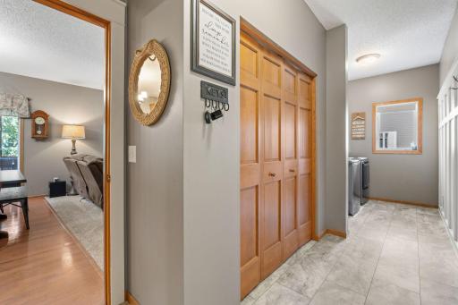 746 Riesgraf Road, Carver, MN 55315