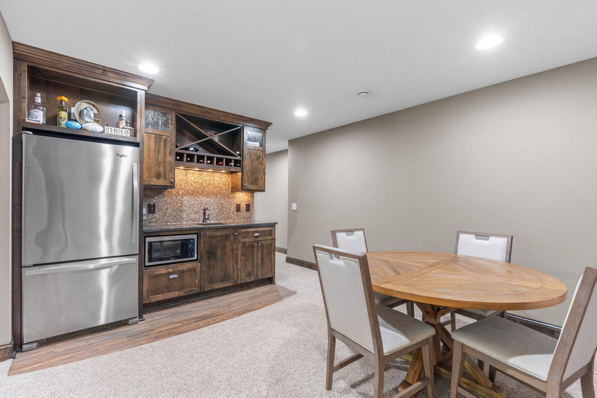 69-web-or-mls-746 Riesgraf Rd-69.jpg