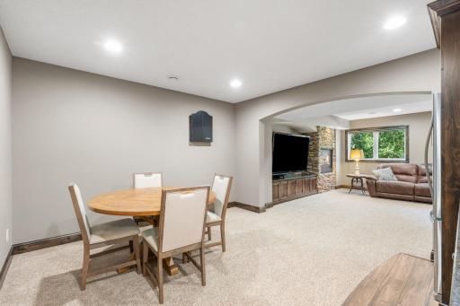 746 Riesgraf Road, Carver, MN 55315
